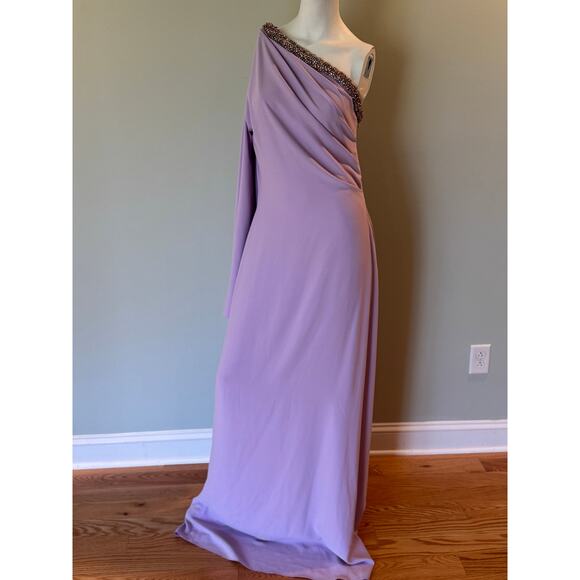 REEM ACRA
Embellished One-Shoulder Crepe Gown. Size 10 - Picture 9 of 13